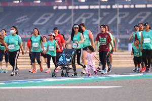 BIB: 53406, 53176, 506, 50723, 51525
                            <button type="button" onclick="openModal(10539547)" class="btn btn-primary btn-sm float-right btn-popup" data-toggle="modal" data-target=".modal-high-quality">
                        <i class="fas fa-shopping-cart"></i> Add to Cart
                    </button>
                                            <button type="button" onclick="isThisMe(10539547, true)" class="btn btn-success btn-sm float-right btn-popup btn-isme hidden" data-toggle="tooltip" data-placement="bottom" title="นี่คือรูปของคุณใช่ไหม คลิกที่นี่เพื่อเอาเข้าอัลบั้ม">
                        <i class="fas fa-plus"></i> Add to album
                    </button>
                    <button type="button" onclick="isThisMe(10539547, false)" class="btn btn-warning btn-sm float-right btn-popup btn-isnotme hidden">
                        <i class="fas fa-ban"></i> Remove from album
                    </button>