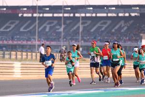 BIB: 52310, 52794
                            <button type="button" onclick="openModal(10530773)" class="btn btn-primary btn-sm float-right btn-popup" data-toggle="modal" data-target=".modal-high-quality">
                        <i class="fas fa-shopping-cart"></i> Add to Cart
                    </button>
                                            <button type="button" onclick="isThisMe(10530773, true)" class="btn btn-success btn-sm float-right btn-popup btn-isme hidden" data-toggle="tooltip" data-placement="bottom" title="นี่คือรูปของคุณใช่ไหม คลิกที่นี่เพื่อเอาเข้าอัลบั้ม">
                        <i class="fas fa-plus"></i> Add to album
                    </button>
                    <button type="button" onclick="isThisMe(10530773, false)" class="btn btn-warning btn-sm float-right btn-popup btn-isnotme hidden">
                        <i class="fas fa-ban"></i> Remove from album
                    </button>