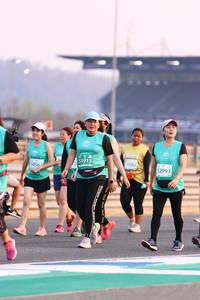 BIB: 51915, 52283, 50562, 52993
                            <button type="button" onclick="openModal(10536989)" class="btn btn-primary btn-sm float-right btn-popup" data-toggle="modal" data-target=".modal-high-quality">
                        <i class="fas fa-shopping-cart"></i> Add to Cart
                    </button>
                                            <button type="button" onclick="isThisMe(10536989, true)" class="btn btn-success btn-sm float-right btn-popup btn-isme hidden" data-toggle="tooltip" data-placement="bottom" title="นี่คือรูปของคุณใช่ไหม คลิกที่นี่เพื่อเอาเข้าอัลบั้ม">
                        <i class="fas fa-plus"></i> Add to album
                    </button>
                    <button type="button" onclick="isThisMe(10536989, false)" class="btn btn-warning btn-sm float-right btn-popup btn-isnotme hidden">
                        <i class="fas fa-ban"></i> Remove from album
                    </button>