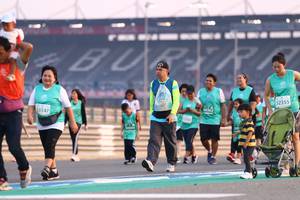 BIB: 52355, 53147, 50362, 50004
                            <button type="button" onclick="openModal(10541088)" class="btn btn-primary btn-sm float-right btn-popup" data-toggle="modal" data-target=".modal-high-quality">
                        <i class="fas fa-shopping-cart"></i> Add to Cart
                    </button>
                                            <button type="button" onclick="isThisMe(10541088, true)" class="btn btn-success btn-sm float-right btn-popup btn-isme hidden" data-toggle="tooltip" data-placement="bottom" title="นี่คือรูปของคุณใช่ไหม คลิกที่นี่เพื่อเอาเข้าอัลบั้ม">
                        <i class="fas fa-plus"></i> Add to album
                    </button>
                    <button type="button" onclick="isThisMe(10541088, false)" class="btn btn-warning btn-sm float-right btn-popup btn-isnotme hidden">
                        <i class="fas fa-ban"></i> Remove from album
                    </button>