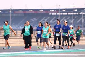 BIB: 1340, 71447, 51256, 82218, 71509, 82219
                            <button type="button" onclick="openModal(10564852)" class="btn btn-primary btn-sm float-right btn-popup" data-toggle="modal" data-target=".modal-high-quality">
                        <i class="fas fa-shopping-cart"></i> Add to Cart
                    </button>
                                            <button type="button" onclick="isThisMe(10564852, true)" class="btn btn-success btn-sm float-right btn-popup btn-isme hidden" data-toggle="tooltip" data-placement="bottom" title="นี่คือรูปของคุณใช่ไหม คลิกที่นี่เพื่อเอาเข้าอัลบั้ม">
                        <i class="fas fa-plus"></i> Add to album
                    </button>
                    <button type="button" onclick="isThisMe(10564852, false)" class="btn btn-warning btn-sm float-right btn-popup btn-isnotme hidden">
                        <i class="fas fa-ban"></i> Remove from album
                    </button>