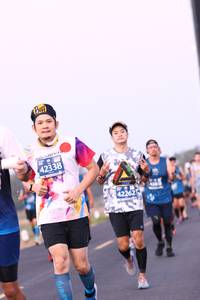 BIB: 42338, 42262
                            <button type="button" onclick="openModal(12691772)" class="btn btn-primary btn-sm float-right btn-popup" data-toggle="modal" data-target=".modal-high-quality">
                        <i class="fas fa-shopping-cart"></i> Add to Cart
                    </button>
                                            <button type="button" onclick="isThisMe(12691772, true)" class="btn btn-success btn-sm float-right btn-popup btn-isme hidden" data-toggle="tooltip" data-placement="bottom" title="นี่คือรูปของคุณใช่ไหม คลิกที่นี่เพื่อเอาเข้าอัลบั้ม">
                        <i class="fas fa-plus"></i> Add to album
                    </button>
                    <button type="button" onclick="isThisMe(12691772, false)" class="btn btn-warning btn-sm float-right btn-popup btn-isnotme hidden">
                        <i class="fas fa-ban"></i> Remove from album
                    </button>