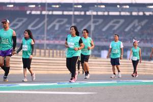 BIB: 1314, 50318, 31919, 0579
                            <button type="button" onclick="openModal(10555958)" class="btn btn-primary btn-sm float-right btn-popup" data-toggle="modal" data-target=".modal-high-quality">
                        <i class="fas fa-shopping-cart"></i> Add to Cart
                    </button>
                                            <button type="button" onclick="isThisMe(10555958, true)" class="btn btn-success btn-sm float-right btn-popup btn-isme hidden" data-toggle="tooltip" data-placement="bottom" title="นี่คือรูปของคุณใช่ไหม คลิกที่นี่เพื่อเอาเข้าอัลบั้ม">
                        <i class="fas fa-plus"></i> Add to album
                    </button>
                    <button type="button" onclick="isThisMe(10555958, false)" class="btn btn-warning btn-sm float-right btn-popup btn-isnotme hidden">
                        <i class="fas fa-ban"></i> Remove from album
                    </button>