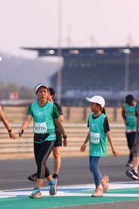 BIB: 0776, 539
                            <button type="button" onclick="openModal(10531703)" class="btn btn-primary btn-sm float-right btn-popup" data-toggle="modal" data-target=".modal-high-quality">
                        <i class="fas fa-shopping-cart"></i> Add to Cart
                    </button>
                                            <button type="button" onclick="isThisMe(10531703, true)" class="btn btn-success btn-sm float-right btn-popup btn-isme hidden" data-toggle="tooltip" data-placement="bottom" title="นี่คือรูปของคุณใช่ไหม คลิกที่นี่เพื่อเอาเข้าอัลบั้ม">
                        <i class="fas fa-plus"></i> Add to album
                    </button>
                    <button type="button" onclick="isThisMe(10531703, false)" class="btn btn-warning btn-sm float-right btn-popup btn-isnotme hidden">
                        <i class="fas fa-ban"></i> Remove from album
                    </button>