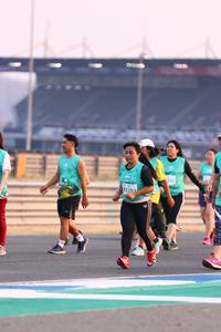 BIB: 865, 83397
                            <button type="button" onclick="openModal(10536935)" class="btn btn-primary btn-sm float-right btn-popup" data-toggle="modal" data-target=".modal-high-quality">
                        <i class="fas fa-shopping-cart"></i> Add to Cart
                    </button>
                                            <button type="button" onclick="isThisMe(10536935, true)" class="btn btn-success btn-sm float-right btn-popup btn-isme hidden" data-toggle="tooltip" data-placement="bottom" title="นี่คือรูปของคุณใช่ไหม คลิกที่นี่เพื่อเอาเข้าอัลบั้ม">
                        <i class="fas fa-plus"></i> Add to album
                    </button>
                    <button type="button" onclick="isThisMe(10536935, false)" class="btn btn-warning btn-sm float-right btn-popup btn-isnotme hidden">
                        <i class="fas fa-ban"></i> Remove from album
                    </button>