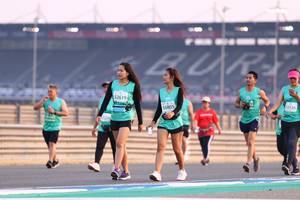 BIB: 52619, 53128, 805, 1249
                            <button type="button" onclick="openModal(10539303)" class="btn btn-primary btn-sm float-right btn-popup" data-toggle="modal" data-target=".modal-high-quality">
                        <i class="fas fa-shopping-cart"></i> Add to Cart
                    </button>
                                            <button type="button" onclick="isThisMe(10539303, true)" class="btn btn-success btn-sm float-right btn-popup btn-isme hidden" data-toggle="tooltip" data-placement="bottom" title="นี่คือรูปของคุณใช่ไหม คลิกที่นี่เพื่อเอาเข้าอัลบั้ม">
                        <i class="fas fa-plus"></i> Add to album
                    </button>
                    <button type="button" onclick="isThisMe(10539303, false)" class="btn btn-warning btn-sm float-right btn-popup btn-isnotme hidden">
                        <i class="fas fa-ban"></i> Remove from album
                    </button>