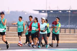 BIB: 52257, 51988, 3335, 612
                            <button type="button" onclick="openModal(10564161)" class="btn btn-primary btn-sm float-right btn-popup" data-toggle="modal" data-target=".modal-high-quality">
                        <i class="fas fa-shopping-cart"></i> Add to Cart
                    </button>
                                            <button type="button" onclick="isThisMe(10564161, true)" class="btn btn-success btn-sm float-right btn-popup btn-isme hidden" data-toggle="tooltip" data-placement="bottom" title="นี่คือรูปของคุณใช่ไหม คลิกที่นี่เพื่อเอาเข้าอัลบั้ม">
                        <i class="fas fa-plus"></i> Add to album
                    </button>
                    <button type="button" onclick="isThisMe(10564161, false)" class="btn btn-warning btn-sm float-right btn-popup btn-isnotme hidden">
                        <i class="fas fa-ban"></i> Remove from album
                    </button>