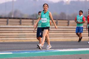 BIB: 50610, 5150
                            <button type="button" onclick="openModal(10553023)" class="btn btn-primary btn-sm float-right btn-popup" data-toggle="modal" data-target=".modal-high-quality">
                        <i class="fas fa-shopping-cart"></i> Add to Cart
                    </button>
                                            <button type="button" onclick="isThisMe(10553023, true)" class="btn btn-success btn-sm float-right btn-popup btn-isme hidden" data-toggle="tooltip" data-placement="bottom" title="นี่คือรูปของคุณใช่ไหม คลิกที่นี่เพื่อเอาเข้าอัลบั้ม">
                        <i class="fas fa-plus"></i> Add to album
                    </button>
                    <button type="button" onclick="isThisMe(10553023, false)" class="btn btn-warning btn-sm float-right btn-popup btn-isnotme hidden">
                        <i class="fas fa-ban"></i> Remove from album
                    </button>