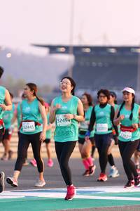 BIB: 52494, 52205, 52445, 592
                            <button type="button" onclick="openModal(10530336)" class="btn btn-primary btn-sm float-right btn-popup" data-toggle="modal" data-target=".modal-high-quality">
                        <i class="fas fa-shopping-cart"></i> Add to Cart
                    </button>
                                            <button type="button" onclick="isThisMe(10530336, true)" class="btn btn-success btn-sm float-right btn-popup btn-isme hidden" data-toggle="tooltip" data-placement="bottom" title="นี่คือรูปของคุณใช่ไหม คลิกที่นี่เพื่อเอาเข้าอัลบั้ม">
                        <i class="fas fa-plus"></i> Add to album
                    </button>
                    <button type="button" onclick="isThisMe(10530336, false)" class="btn btn-warning btn-sm float-right btn-popup btn-isnotme hidden">
                        <i class="fas fa-ban"></i> Remove from album
                    </button>