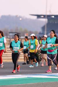 BIB: 274, 5139, 2554, 83392
                            <button type="button" onclick="openModal(10536971)" class="btn btn-primary btn-sm float-right btn-popup" data-toggle="modal" data-target=".modal-high-quality">
                        <i class="fas fa-shopping-cart"></i> Add to Cart
                    </button>
                                            <button type="button" onclick="isThisMe(10536971, true)" class="btn btn-success btn-sm float-right btn-popup btn-isme hidden" data-toggle="tooltip" data-placement="bottom" title="นี่คือรูปของคุณใช่ไหม คลิกที่นี่เพื่อเอาเข้าอัลบั้ม">
                        <i class="fas fa-plus"></i> Add to album
                    </button>
                    <button type="button" onclick="isThisMe(10536971, false)" class="btn btn-warning btn-sm float-right btn-popup btn-isnotme hidden">
                        <i class="fas fa-ban"></i> Remove from album
                    </button>