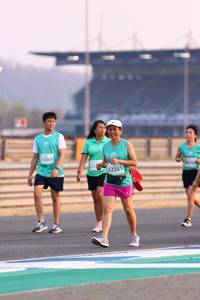 BIB: 3069, 52385
                            <button type="button" onclick="openModal(10536797)" class="btn btn-primary btn-sm float-right btn-popup" data-toggle="modal" data-target=".modal-high-quality">
                        <i class="fas fa-shopping-cart"></i> Add to Cart
                    </button>
                                            <button type="button" onclick="isThisMe(10536797, true)" class="btn btn-success btn-sm float-right btn-popup btn-isme hidden" data-toggle="tooltip" data-placement="bottom" title="นี่คือรูปของคุณใช่ไหม คลิกที่นี่เพื่อเอาเข้าอัลบั้ม">
                        <i class="fas fa-plus"></i> Add to album
                    </button>
                    <button type="button" onclick="isThisMe(10536797, false)" class="btn btn-warning btn-sm float-right btn-popup btn-isnotme hidden">
                        <i class="fas fa-ban"></i> Remove from album
                    </button>