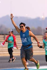 BIB: 41386
                            <button type="button" onclick="openModal(10531444)" class="btn btn-primary btn-sm float-right btn-popup" data-toggle="modal" data-target=".modal-high-quality">
                        <i class="fas fa-shopping-cart"></i> Add to Cart
                    </button>
                                            <button type="button" onclick="isThisMe(10531444, true)" class="btn btn-success btn-sm float-right btn-popup btn-isme hidden" data-toggle="tooltip" data-placement="bottom" title="นี่คือรูปของคุณใช่ไหม คลิกที่นี่เพื่อเอาเข้าอัลบั้ม">
                        <i class="fas fa-plus"></i> Add to album
                    </button>
                    <button type="button" onclick="isThisMe(10531444, false)" class="btn btn-warning btn-sm float-right btn-popup btn-isnotme hidden">
                        <i class="fas fa-ban"></i> Remove from album
                    </button>