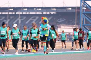 BIB: 52697, 0744, 53258, 5305
                            <button type="button" onclick="openModal(10539376)" class="btn btn-primary btn-sm float-right btn-popup" data-toggle="modal" data-target=".modal-high-quality">
                        <i class="fas fa-shopping-cart"></i> Add to Cart
                    </button>
                                            <button type="button" onclick="isThisMe(10539376, true)" class="btn btn-success btn-sm float-right btn-popup btn-isme hidden" data-toggle="tooltip" data-placement="bottom" title="นี่คือรูปของคุณใช่ไหม คลิกที่นี่เพื่อเอาเข้าอัลบั้ม">
                        <i class="fas fa-plus"></i> Add to album
                    </button>
                    <button type="button" onclick="isThisMe(10539376, false)" class="btn btn-warning btn-sm float-right btn-popup btn-isnotme hidden">
                        <i class="fas fa-ban"></i> Remove from album
                    </button>