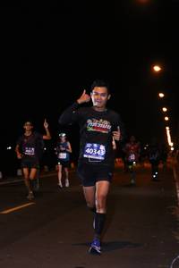 BIB: 40343, 40017
                            <button type="button" onclick="openModal(11412186)" class="btn btn-primary btn-sm float-right btn-popup" data-toggle="modal" data-target=".modal-high-quality">
                        <i class="fas fa-shopping-cart"></i> Add to Cart
                    </button>
                                            <button type="button" onclick="isThisMe(11412186, true)" class="btn btn-success btn-sm float-right btn-popup btn-isme hidden" data-toggle="tooltip" data-placement="bottom" title="นี่คือรูปของคุณใช่ไหม คลิกที่นี่เพื่อเอาเข้าอัลบั้ม">
                        <i class="fas fa-plus"></i> Add to album
                    </button>
                    <button type="button" onclick="isThisMe(11412186, false)" class="btn btn-warning btn-sm float-right btn-popup btn-isnotme hidden">
                        <i class="fas fa-ban"></i> Remove from album
                    </button>
