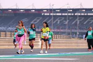 BIB: 000, 50669, 53254, 50628
                            <button type="button" onclick="openModal(10564341)" class="btn btn-primary btn-sm float-right btn-popup" data-toggle="modal" data-target=".modal-high-quality">
                        <i class="fas fa-shopping-cart"></i> Add to Cart
                    </button>
                                            <button type="button" onclick="isThisMe(10564341, true)" class="btn btn-success btn-sm float-right btn-popup btn-isme hidden" data-toggle="tooltip" data-placement="bottom" title="นี่คือรูปของคุณใช่ไหม คลิกที่นี่เพื่อเอาเข้าอัลบั้ม">
                        <i class="fas fa-plus"></i> Add to album
                    </button>
                    <button type="button" onclick="isThisMe(10564341, false)" class="btn btn-warning btn-sm float-right btn-popup btn-isnotme hidden">
                        <i class="fas fa-ban"></i> Remove from album
                    </button>