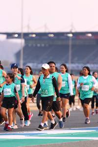 BIB: 53275, 51574, 51226
                            <button type="button" onclick="openModal(10537723)" class="btn btn-primary btn-sm float-right btn-popup" data-toggle="modal" data-target=".modal-high-quality">
                        <i class="fas fa-shopping-cart"></i> Add to Cart
                    </button>
                                            <button type="button" onclick="isThisMe(10537723, true)" class="btn btn-success btn-sm float-right btn-popup btn-isme hidden" data-toggle="tooltip" data-placement="bottom" title="นี่คือรูปของคุณใช่ไหม คลิกที่นี่เพื่อเอาเข้าอัลบั้ม">
                        <i class="fas fa-plus"></i> Add to album
                    </button>
                    <button type="button" onclick="isThisMe(10537723, false)" class="btn btn-warning btn-sm float-right btn-popup btn-isnotme hidden">
                        <i class="fas fa-ban"></i> Remove from album
                    </button>