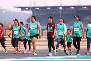 BIB: 53353, 53406, 53176, 0938, 53352, 603
                            <button type="button" onclick="openModal(10539614)" class="btn btn-primary btn-sm float-right btn-popup" data-toggle="modal" data-target=".modal-high-quality">
                        <i class="fas fa-shopping-cart"></i> Add to Cart
                    </button>
                                            <button type="button" onclick="isThisMe(10539614, true)" class="btn btn-success btn-sm float-right btn-popup btn-isme hidden" data-toggle="tooltip" data-placement="bottom" title="นี่คือรูปของคุณใช่ไหม คลิกที่นี่เพื่อเอาเข้าอัลบั้ม">
                        <i class="fas fa-plus"></i> Add to album
                    </button>
                    <button type="button" onclick="isThisMe(10539614, false)" class="btn btn-warning btn-sm float-right btn-popup btn-isnotme hidden">
                        <i class="fas fa-ban"></i> Remove from album
                    </button>