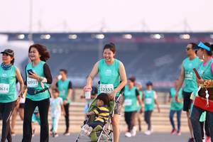 BIB: 50931, 614, 2355
                            <button type="button" onclick="openModal(10545088)" class="btn btn-primary btn-sm float-right btn-popup" data-toggle="modal" data-target=".modal-high-quality">
                        <i class="fas fa-shopping-cart"></i> Add to Cart
                    </button>
                                            <button type="button" onclick="isThisMe(10545088, true)" class="btn btn-success btn-sm float-right btn-popup btn-isme hidden" data-toggle="tooltip" data-placement="bottom" title="นี่คือรูปของคุณใช่ไหม คลิกที่นี่เพื่อเอาเข้าอัลบั้ม">
                        <i class="fas fa-plus"></i> Add to album
                    </button>
                    <button type="button" onclick="isThisMe(10545088, false)" class="btn btn-warning btn-sm float-right btn-popup btn-isnotme hidden">
                        <i class="fas fa-ban"></i> Remove from album
                    </button>