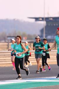 BIB: 502, 5005
                            <button type="button" onclick="openModal(10528500)" class="btn btn-primary btn-sm float-right btn-popup" data-toggle="modal" data-target=".modal-high-quality">
                        <i class="fas fa-shopping-cart"></i> Add to Cart
                    </button>
                                            <button type="button" onclick="isThisMe(10528500, true)" class="btn btn-success btn-sm float-right btn-popup btn-isme hidden" data-toggle="tooltip" data-placement="bottom" title="นี่คือรูปของคุณใช่ไหม คลิกที่นี่เพื่อเอาเข้าอัลบั้ม">
                        <i class="fas fa-plus"></i> Add to album
                    </button>
                    <button type="button" onclick="isThisMe(10528500, false)" class="btn btn-warning btn-sm float-right btn-popup btn-isnotme hidden">
                        <i class="fas fa-ban"></i> Remove from album
                    </button>