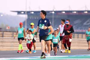 BIB: 52271
                            <button type="button" onclick="openModal(10562596)" class="btn btn-primary btn-sm float-right btn-popup" data-toggle="modal" data-target=".modal-high-quality">
                        <i class="fas fa-shopping-cart"></i> Add to Cart
                    </button>
                                            <button type="button" onclick="isThisMe(10562596, true)" class="btn btn-success btn-sm float-right btn-popup btn-isme hidden" data-toggle="tooltip" data-placement="bottom" title="นี่คือรูปของคุณใช่ไหม คลิกที่นี่เพื่อเอาเข้าอัลบั้ม">
                        <i class="fas fa-plus"></i> Add to album
                    </button>
                    <button type="button" onclick="isThisMe(10562596, false)" class="btn btn-warning btn-sm float-right btn-popup btn-isnotme hidden">
                        <i class="fas fa-ban"></i> Remove from album
                    </button>