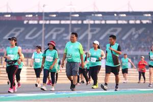 BIB: 50491, 51211, 012
                            <button type="button" onclick="openModal(10539222)" class="btn btn-primary btn-sm float-right btn-popup" data-toggle="modal" data-target=".modal-high-quality">
                        <i class="fas fa-shopping-cart"></i> Add to Cart
                    </button>
                                            <button type="button" onclick="isThisMe(10539222, true)" class="btn btn-success btn-sm float-right btn-popup btn-isme hidden" data-toggle="tooltip" data-placement="bottom" title="นี่คือรูปของคุณใช่ไหม คลิกที่นี่เพื่อเอาเข้าอัลบั้ม">
                        <i class="fas fa-plus"></i> Add to album
                    </button>
                    <button type="button" onclick="isThisMe(10539222, false)" class="btn btn-warning btn-sm float-right btn-popup btn-isnotme hidden">
                        <i class="fas fa-ban"></i> Remove from album
                    </button>