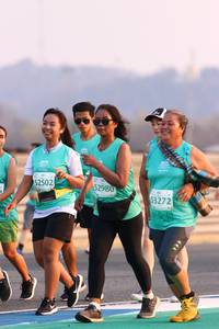 BIB: 52502, 2980, 3272
                            <button type="button" onclick="openModal(10528635)" class="btn btn-primary btn-sm float-right btn-popup" data-toggle="modal" data-target=".modal-high-quality">
                        <i class="fas fa-shopping-cart"></i> Add to Cart
                    </button>
                                            <button type="button" onclick="isThisMe(10528635, true)" class="btn btn-success btn-sm float-right btn-popup btn-isme hidden" data-toggle="tooltip" data-placement="bottom" title="นี่คือรูปของคุณใช่ไหม คลิกที่นี่เพื่อเอาเข้าอัลบั้ม">
                        <i class="fas fa-plus"></i> Add to album
                    </button>
                    <button type="button" onclick="isThisMe(10528635, false)" class="btn btn-warning btn-sm float-right btn-popup btn-isnotme hidden">
                        <i class="fas fa-ban"></i> Remove from album
                    </button>