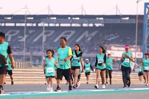 BIB: 526, 90460, 5220
                            <button type="button" onclick="openModal(10539297)" class="btn btn-primary btn-sm float-right btn-popup" data-toggle="modal" data-target=".modal-high-quality">
                        <i class="fas fa-shopping-cart"></i> Add to Cart
                    </button>
                                            <button type="button" onclick="isThisMe(10539297, true)" class="btn btn-success btn-sm float-right btn-popup btn-isme hidden" data-toggle="tooltip" data-placement="bottom" title="นี่คือรูปของคุณใช่ไหม คลิกที่นี่เพื่อเอาเข้าอัลบั้ม">
                        <i class="fas fa-plus"></i> Add to album
                    </button>
                    <button type="button" onclick="isThisMe(10539297, false)" class="btn btn-warning btn-sm float-right btn-popup btn-isnotme hidden">
                        <i class="fas fa-ban"></i> Remove from album
                    </button>