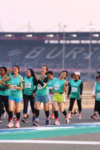 BIB: 0768, 0015, 5076, 3237
                            <button type="button" onclick="openModal(10538270)" class="btn btn-primary btn-sm float-right btn-popup" data-toggle="modal" data-target=".modal-high-quality">
                        <i class="fas fa-shopping-cart"></i> Add to Cart
                    </button>
                                            <button type="button" onclick="isThisMe(10538270, true)" class="btn btn-success btn-sm float-right btn-popup btn-isme hidden" data-toggle="tooltip" data-placement="bottom" title="นี่คือรูปของคุณใช่ไหม คลิกที่นี่เพื่อเอาเข้าอัลบั้ม">
                        <i class="fas fa-plus"></i> Add to album
                    </button>
                    <button type="button" onclick="isThisMe(10538270, false)" class="btn btn-warning btn-sm float-right btn-popup btn-isnotme hidden">
                        <i class="fas fa-ban"></i> Remove from album
                    </button>