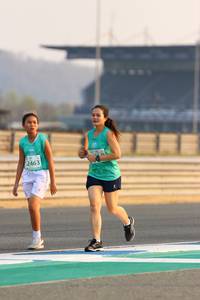 BIB: 2463
                            <button type="button" onclick="openModal(10528510)" class="btn btn-primary btn-sm float-right btn-popup" data-toggle="modal" data-target=".modal-high-quality">
                        <i class="fas fa-shopping-cart"></i> Add to Cart
                    </button>
                                            <button type="button" onclick="isThisMe(10528510, true)" class="btn btn-success btn-sm float-right btn-popup btn-isme hidden" data-toggle="tooltip" data-placement="bottom" title="นี่คือรูปของคุณใช่ไหม คลิกที่นี่เพื่อเอาเข้าอัลบั้ม">
                        <i class="fas fa-plus"></i> Add to album
                    </button>
                    <button type="button" onclick="isThisMe(10528510, false)" class="btn btn-warning btn-sm float-right btn-popup btn-isnotme hidden">
                        <i class="fas fa-ban"></i> Remove from album
                    </button>