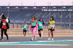 BIB: 669, 53254, 0628, 2537
                            <button type="button" onclick="openModal(10564314)" class="btn btn-primary btn-sm float-right btn-popup" data-toggle="modal" data-target=".modal-high-quality">
                        <i class="fas fa-shopping-cart"></i> Add to Cart
                    </button>
                                            <button type="button" onclick="isThisMe(10564314, true)" class="btn btn-success btn-sm float-right btn-popup btn-isme hidden" data-toggle="tooltip" data-placement="bottom" title="นี่คือรูปของคุณใช่ไหม คลิกที่นี่เพื่อเอาเข้าอัลบั้ม">
                        <i class="fas fa-plus"></i> Add to album
                    </button>
                    <button type="button" onclick="isThisMe(10564314, false)" class="btn btn-warning btn-sm float-right btn-popup btn-isnotme hidden">
                        <i class="fas fa-ban"></i> Remove from album
                    </button>