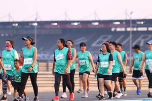 BIB: 80245, 53176, 52820, 53352, 5373, 51191, 1525
                            <button type="button" onclick="openModal(10539694)" class="btn btn-primary btn-sm float-right btn-popup" data-toggle="modal" data-target=".modal-high-quality">
                        <i class="fas fa-shopping-cart"></i> Add to Cart
                    </button>
                                            <button type="button" onclick="isThisMe(10539694, true)" class="btn btn-success btn-sm float-right btn-popup btn-isme hidden" data-toggle="tooltip" data-placement="bottom" title="นี่คือรูปของคุณใช่ไหม คลิกที่นี่เพื่อเอาเข้าอัลบั้ม">
                        <i class="fas fa-plus"></i> Add to album
                    </button>
                    <button type="button" onclick="isThisMe(10539694, false)" class="btn btn-warning btn-sm float-right btn-popup btn-isnotme hidden">
                        <i class="fas fa-ban"></i> Remove from album
                    </button>