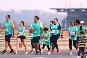 BIB: 1347, 50416, 50995, 50362, 50049
                            <button type="button" onclick="openModal(10544660)" class="btn btn-primary btn-sm float-right btn-popup" data-toggle="modal" data-target=".modal-high-quality">
                        <i class="fas fa-shopping-cart"></i> Add to Cart
                    </button>
                                            <button type="button" onclick="isThisMe(10544660, true)" class="btn btn-success btn-sm float-right btn-popup btn-isme hidden" data-toggle="tooltip" data-placement="bottom" title="นี่คือรูปของคุณใช่ไหม คลิกที่นี่เพื่อเอาเข้าอัลบั้ม">
                        <i class="fas fa-plus"></i> Add to album
                    </button>
                    <button type="button" onclick="isThisMe(10544660, false)" class="btn btn-warning btn-sm float-right btn-popup btn-isnotme hidden">
                        <i class="fas fa-ban"></i> Remove from album
                    </button>