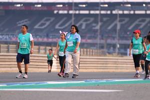 BIB: 3217, 51940, 12212
                            <button type="button" onclick="openModal(10535146)" class="btn btn-primary btn-sm float-right btn-popup" data-toggle="modal" data-target=".modal-high-quality">
                        <i class="fas fa-shopping-cart"></i> Add to Cart
                    </button>
                                            <button type="button" onclick="isThisMe(10535146, true)" class="btn btn-success btn-sm float-right btn-popup btn-isme hidden" data-toggle="tooltip" data-placement="bottom" title="นี่คือรูปของคุณใช่ไหม คลิกที่นี่เพื่อเอาเข้าอัลบั้ม">
                        <i class="fas fa-plus"></i> Add to album
                    </button>
                    <button type="button" onclick="isThisMe(10535146, false)" class="btn btn-warning btn-sm float-right btn-popup btn-isnotme hidden">
                        <i class="fas fa-ban"></i> Remove from album
                    </button>