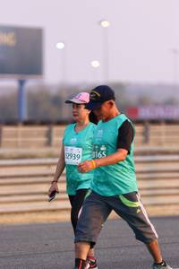 BIB: 0165, 2939, 301
                            <button type="button" onclick="openModal(10528778)" class="btn btn-primary btn-sm float-right btn-popup" data-toggle="modal" data-target=".modal-high-quality">
                        <i class="fas fa-shopping-cart"></i> Add to Cart
                    </button>
                                            <button type="button" onclick="isThisMe(10528778, true)" class="btn btn-success btn-sm float-right btn-popup btn-isme hidden" data-toggle="tooltip" data-placement="bottom" title="นี่คือรูปของคุณใช่ไหม คลิกที่นี่เพื่อเอาเข้าอัลบั้ม">
                        <i class="fas fa-plus"></i> Add to album
                    </button>
                    <button type="button" onclick="isThisMe(10528778, false)" class="btn btn-warning btn-sm float-right btn-popup btn-isnotme hidden">
                        <i class="fas fa-ban"></i> Remove from album
                    </button>