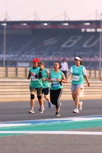 BIB: 53101, 52928, 0605
                            <button type="button" onclick="openModal(10530921)" class="btn btn-primary btn-sm float-right btn-popup" data-toggle="modal" data-target=".modal-high-quality">
                        <i class="fas fa-shopping-cart"></i> Add to Cart
                    </button>
                                            <button type="button" onclick="isThisMe(10530921, true)" class="btn btn-success btn-sm float-right btn-popup btn-isme hidden" data-toggle="tooltip" data-placement="bottom" title="นี่คือรูปของคุณใช่ไหม คลิกที่นี่เพื่อเอาเข้าอัลบั้ม">
                        <i class="fas fa-plus"></i> Add to album
                    </button>
                    <button type="button" onclick="isThisMe(10530921, false)" class="btn btn-warning btn-sm float-right btn-popup btn-isnotme hidden">
                        <i class="fas fa-ban"></i> Remove from album
                    </button>