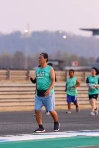 BIB: 50164
                            <button type="button" onclick="openModal(10534764)" class="btn btn-primary btn-sm float-right btn-popup" data-toggle="modal" data-target=".modal-high-quality">
                        <i class="fas fa-shopping-cart"></i> Add to Cart
                    </button>
                                            <button type="button" onclick="isThisMe(10534764, true)" class="btn btn-success btn-sm float-right btn-popup btn-isme hidden" data-toggle="tooltip" data-placement="bottom" title="นี่คือรูปของคุณใช่ไหม คลิกที่นี่เพื่อเอาเข้าอัลบั้ม">
                        <i class="fas fa-plus"></i> Add to album
                    </button>
                    <button type="button" onclick="isThisMe(10534764, false)" class="btn btn-warning btn-sm float-right btn-popup btn-isnotme hidden">
                        <i class="fas fa-ban"></i> Remove from album
                    </button>