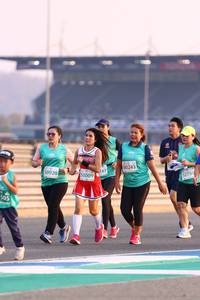 BIB: 80243, 50920, 147, 53009, 2750
                            <button type="button" onclick="openModal(10533641)" class="btn btn-primary btn-sm float-right btn-popup" data-toggle="modal" data-target=".modal-high-quality">
                        <i class="fas fa-shopping-cart"></i> Add to Cart
                    </button>
                                            <button type="button" onclick="isThisMe(10533641, true)" class="btn btn-success btn-sm float-right btn-popup btn-isme hidden" data-toggle="tooltip" data-placement="bottom" title="นี่คือรูปของคุณใช่ไหม คลิกที่นี่เพื่อเอาเข้าอัลบั้ม">
                        <i class="fas fa-plus"></i> Add to album
                    </button>
                    <button type="button" onclick="isThisMe(10533641, false)" class="btn btn-warning btn-sm float-right btn-popup btn-isnotme hidden">
                        <i class="fas fa-ban"></i> Remove from album
                    </button>