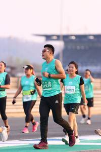 BIB: 1929, 50821
                            <button type="button" onclick="openModal(10527898)" class="btn btn-primary btn-sm float-right btn-popup" data-toggle="modal" data-target=".modal-high-quality">
                        <i class="fas fa-shopping-cart"></i> Add to Cart
                    </button>
                                            <button type="button" onclick="isThisMe(10527898, true)" class="btn btn-success btn-sm float-right btn-popup btn-isme hidden" data-toggle="tooltip" data-placement="bottom" title="นี่คือรูปของคุณใช่ไหม คลิกที่นี่เพื่อเอาเข้าอัลบั้ม">
                        <i class="fas fa-plus"></i> Add to album
                    </button>
                    <button type="button" onclick="isThisMe(10527898, false)" class="btn btn-warning btn-sm float-right btn-popup btn-isnotme hidden">
                        <i class="fas fa-ban"></i> Remove from album
                    </button>