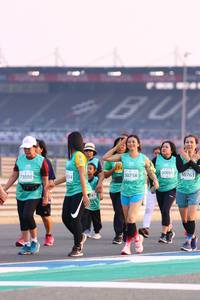 BIB: 00015, 50763, 50758, 73050
                            <button type="button" onclick="openModal(10538229)" class="btn btn-primary btn-sm float-right btn-popup" data-toggle="modal" data-target=".modal-high-quality">
                        <i class="fas fa-shopping-cart"></i> Add to Cart
                    </button>
                                            <button type="button" onclick="isThisMe(10538229, true)" class="btn btn-success btn-sm float-right btn-popup btn-isme hidden" data-toggle="tooltip" data-placement="bottom" title="นี่คือรูปของคุณใช่ไหม คลิกที่นี่เพื่อเอาเข้าอัลบั้ม">
                        <i class="fas fa-plus"></i> Add to album
                    </button>
                    <button type="button" onclick="isThisMe(10538229, false)" class="btn btn-warning btn-sm float-right btn-popup btn-isnotme hidden">
                        <i class="fas fa-ban"></i> Remove from album
                    </button>