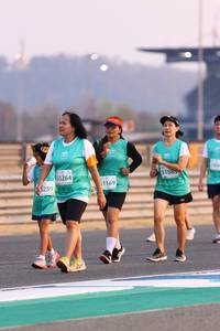 BIB: 5108, 53264, 61169, 1259
                            <button type="button" onclick="openModal(10536663)" class="btn btn-primary btn-sm float-right btn-popup" data-toggle="modal" data-target=".modal-high-quality">
                        <i class="fas fa-shopping-cart"></i> Add to Cart
                    </button>
                                            <button type="button" onclick="isThisMe(10536663, true)" class="btn btn-success btn-sm float-right btn-popup btn-isme hidden" data-toggle="tooltip" data-placement="bottom" title="นี่คือรูปของคุณใช่ไหม คลิกที่นี่เพื่อเอาเข้าอัลบั้ม">
                        <i class="fas fa-plus"></i> Add to album
                    </button>
                    <button type="button" onclick="isThisMe(10536663, false)" class="btn btn-warning btn-sm float-right btn-popup btn-isnotme hidden">
                        <i class="fas fa-ban"></i> Remove from album
                    </button>