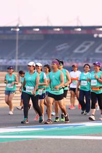 BIB: 1206, 5100, 1001
                            <button type="button" onclick="openModal(10537987)" class="btn btn-primary btn-sm float-right btn-popup" data-toggle="modal" data-target=".modal-high-quality">
                        <i class="fas fa-shopping-cart"></i> Add to Cart
                    </button>
                                            <button type="button" onclick="isThisMe(10537987, true)" class="btn btn-success btn-sm float-right btn-popup btn-isme hidden" data-toggle="tooltip" data-placement="bottom" title="นี่คือรูปของคุณใช่ไหม คลิกที่นี่เพื่อเอาเข้าอัลบั้ม">
                        <i class="fas fa-plus"></i> Add to album
                    </button>
                    <button type="button" onclick="isThisMe(10537987, false)" class="btn btn-warning btn-sm float-right btn-popup btn-isnotme hidden">
                        <i class="fas fa-ban"></i> Remove from album
                    </button>