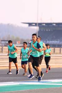 BIB: 50032, 50068
                            <button type="button" onclick="openModal(10532870)" class="btn btn-primary btn-sm float-right btn-popup" data-toggle="modal" data-target=".modal-high-quality">
                        <i class="fas fa-shopping-cart"></i> Add to Cart
                    </button>
                                            <button type="button" onclick="isThisMe(10532870, true)" class="btn btn-success btn-sm float-right btn-popup btn-isme hidden" data-toggle="tooltip" data-placement="bottom" title="นี่คือรูปของคุณใช่ไหม คลิกที่นี่เพื่อเอาเข้าอัลบั้ม">
                        <i class="fas fa-plus"></i> Add to album
                    </button>
                    <button type="button" onclick="isThisMe(10532870, false)" class="btn btn-warning btn-sm float-right btn-popup btn-isnotme hidden">
                        <i class="fas fa-ban"></i> Remove from album
                    </button>