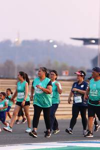 BIB: 5134, 50390, 52274, 52495
                            <button type="button" onclick="openModal(10538079)" class="btn btn-primary btn-sm float-right btn-popup" data-toggle="modal" data-target=".modal-high-quality">
                        <i class="fas fa-shopping-cart"></i> Add to Cart
                    </button>
                                            <button type="button" onclick="isThisMe(10538079, true)" class="btn btn-success btn-sm float-right btn-popup btn-isme hidden" data-toggle="tooltip" data-placement="bottom" title="นี่คือรูปของคุณใช่ไหม คลิกที่นี่เพื่อเอาเข้าอัลบั้ม">
                        <i class="fas fa-plus"></i> Add to album
                    </button>
                    <button type="button" onclick="isThisMe(10538079, false)" class="btn btn-warning btn-sm float-right btn-popup btn-isnotme hidden">
                        <i class="fas fa-ban"></i> Remove from album
                    </button>