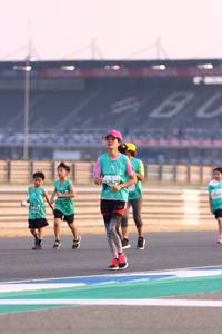 BIB: 2629
                            <button type="button" onclick="openModal(10534171)" class="btn btn-primary btn-sm float-right btn-popup" data-toggle="modal" data-target=".modal-high-quality">
                        <i class="fas fa-shopping-cart"></i> Add to Cart
                    </button>
                                            <button type="button" onclick="isThisMe(10534171, true)" class="btn btn-success btn-sm float-right btn-popup btn-isme hidden" data-toggle="tooltip" data-placement="bottom" title="นี่คือรูปของคุณใช่ไหม คลิกที่นี่เพื่อเอาเข้าอัลบั้ม">
                        <i class="fas fa-plus"></i> Add to album
                    </button>
                    <button type="button" onclick="isThisMe(10534171, false)" class="btn btn-warning btn-sm float-right btn-popup btn-isnotme hidden">
                        <i class="fas fa-ban"></i> Remove from album
                    </button>