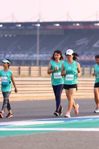 BIB: 53242, 50956, 2404
                            <button type="button" onclick="openModal(10533833)" class="btn btn-primary btn-sm float-right btn-popup" data-toggle="modal" data-target=".modal-high-quality">
                        <i class="fas fa-shopping-cart"></i> Add to Cart
                    </button>
                                            <button type="button" onclick="isThisMe(10533833, true)" class="btn btn-success btn-sm float-right btn-popup btn-isme hidden" data-toggle="tooltip" data-placement="bottom" title="นี่คือรูปของคุณใช่ไหม คลิกที่นี่เพื่อเอาเข้าอัลบั้ม">
                        <i class="fas fa-plus"></i> Add to album
                    </button>
                    <button type="button" onclick="isThisMe(10533833, false)" class="btn btn-warning btn-sm float-right btn-popup btn-isnotme hidden">
                        <i class="fas fa-ban"></i> Remove from album
                    </button>