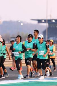 BIB: 50992, 1156
                            <button type="button" onclick="openModal(10538149)" class="btn btn-primary btn-sm float-right btn-popup" data-toggle="modal" data-target=".modal-high-quality">
                        <i class="fas fa-shopping-cart"></i> Add to Cart
                    </button>
                                            <button type="button" onclick="isThisMe(10538149, true)" class="btn btn-success btn-sm float-right btn-popup btn-isme hidden" data-toggle="tooltip" data-placement="bottom" title="นี่คือรูปของคุณใช่ไหม คลิกที่นี่เพื่อเอาเข้าอัลบั้ม">
                        <i class="fas fa-plus"></i> Add to album
                    </button>
                    <button type="button" onclick="isThisMe(10538149, false)" class="btn btn-warning btn-sm float-right btn-popup btn-isnotme hidden">
                        <i class="fas fa-ban"></i> Remove from album
                    </button>