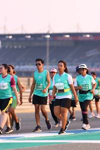 BIB: 1087, 51680, 52502, 2038
                            <button type="button" onclick="openModal(10528560)" class="btn btn-primary btn-sm float-right btn-popup" data-toggle="modal" data-target=".modal-high-quality">
                        <i class="fas fa-shopping-cart"></i> Add to Cart
                    </button>
                                            <button type="button" onclick="isThisMe(10528560, true)" class="btn btn-success btn-sm float-right btn-popup btn-isme hidden" data-toggle="tooltip" data-placement="bottom" title="นี่คือรูปของคุณใช่ไหม คลิกที่นี่เพื่อเอาเข้าอัลบั้ม">
                        <i class="fas fa-plus"></i> Add to album
                    </button>
                    <button type="button" onclick="isThisMe(10528560, false)" class="btn btn-warning btn-sm float-right btn-popup btn-isnotme hidden">
                        <i class="fas fa-ban"></i> Remove from album
                    </button>