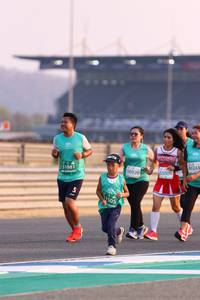 BIB: 51881, 80243, 50920, 53009, 505
                            <button type="button" onclick="openModal(10533624)" class="btn btn-primary btn-sm float-right btn-popup" data-toggle="modal" data-target=".modal-high-quality">
                        <i class="fas fa-shopping-cart"></i> Add to Cart
                    </button>
                                            <button type="button" onclick="isThisMe(10533624, true)" class="btn btn-success btn-sm float-right btn-popup btn-isme hidden" data-toggle="tooltip" data-placement="bottom" title="นี่คือรูปของคุณใช่ไหม คลิกที่นี่เพื่อเอาเข้าอัลบั้ม">
                        <i class="fas fa-plus"></i> Add to album
                    </button>
                    <button type="button" onclick="isThisMe(10533624, false)" class="btn btn-warning btn-sm float-right btn-popup btn-isnotme hidden">
                        <i class="fas fa-ban"></i> Remove from album
                    </button>