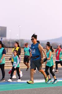 BIB: 41386, 2781
                            <button type="button" onclick="openModal(10531475)" class="btn btn-primary btn-sm float-right btn-popup" data-toggle="modal" data-target=".modal-high-quality">
                        <i class="fas fa-shopping-cart"></i> Add to Cart
                    </button>
                                            <button type="button" onclick="isThisMe(10531475, true)" class="btn btn-success btn-sm float-right btn-popup btn-isme hidden" data-toggle="tooltip" data-placement="bottom" title="นี่คือรูปของคุณใช่ไหม คลิกที่นี่เพื่อเอาเข้าอัลบั้ม">
                        <i class="fas fa-plus"></i> Add to album
                    </button>
                    <button type="button" onclick="isThisMe(10531475, false)" class="btn btn-warning btn-sm float-right btn-popup btn-isnotme hidden">
                        <i class="fas fa-ban"></i> Remove from album
                    </button>