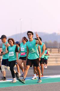 BIB: 742, 1328, 51932, 52387
                            <button type="button" onclick="openModal(10530589)" class="btn btn-primary btn-sm float-right btn-popup" data-toggle="modal" data-target=".modal-high-quality">
                        <i class="fas fa-shopping-cart"></i> Add to Cart
                    </button>
                                            <button type="button" onclick="isThisMe(10530589, true)" class="btn btn-success btn-sm float-right btn-popup btn-isme hidden" data-toggle="tooltip" data-placement="bottom" title="นี่คือรูปของคุณใช่ไหม คลิกที่นี่เพื่อเอาเข้าอัลบั้ม">
                        <i class="fas fa-plus"></i> Add to album
                    </button>
                    <button type="button" onclick="isThisMe(10530589, false)" class="btn btn-warning btn-sm float-right btn-popup btn-isnotme hidden">
                        <i class="fas fa-ban"></i> Remove from album
                    </button>